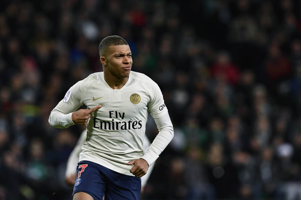 老画家将梁山108条好汉画在了一幅画里，真牛~